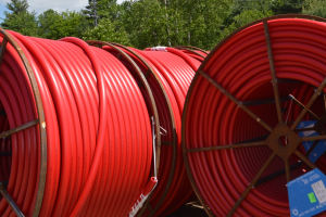 PowerGuard Launch Dura-Line anuncia el lanzamiento de un nuevo producto de polietileno de alta densidad, PowerGuard, ahora fabricado en la planta de Gravenhurst, Ontario. PowerGuard es un conducto de HDPE adecuado tanto para cables de baja tensión como de alta tensión y está fabricado bajo los estrictos estándares de CSA C22.2 para uso eléctrico.