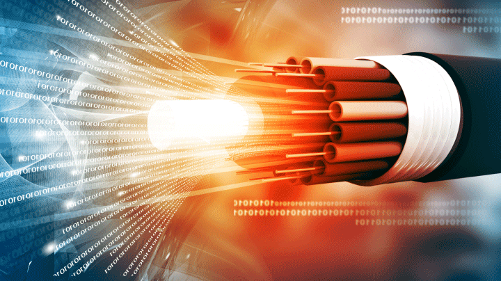 Sensores pequenos e Big Data Todos os dias, organizações idealizam, reinventam e lançam no mercado possibilidades cada vez maiores de usar sensores digitais. Todos esses sensores, com ou sem fio, acabam dependendo de uma conexão de cabo de fibra óptica em um conduíte de PEAD. É aí que a Dura-Line entra em cena! A Dura-Line cria o que nos conecta.